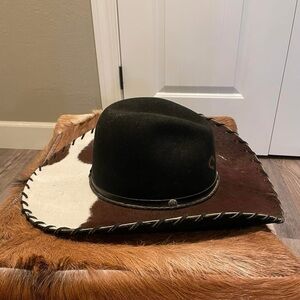 Charlie 1 Horse Felt Cowboy Hat